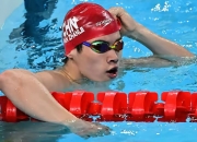 开云体育app-游泳健将突破纪录夺得百米自由泳冠军