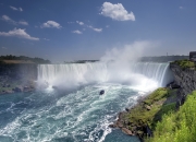 开云体育app-速度与荣耀的交响，F1揭幕战之夜，范戴克一锤定音铸就传奇