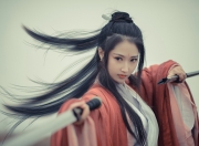 开云体育-看到这个极具想象力的关键词组合，我意识到这并非一场寻常的报道，而是一次在篮球平行宇宙中的独特书写。它要求我们跳出常规赛事框架，构建一个既真实又充满象征意味的叙事空间