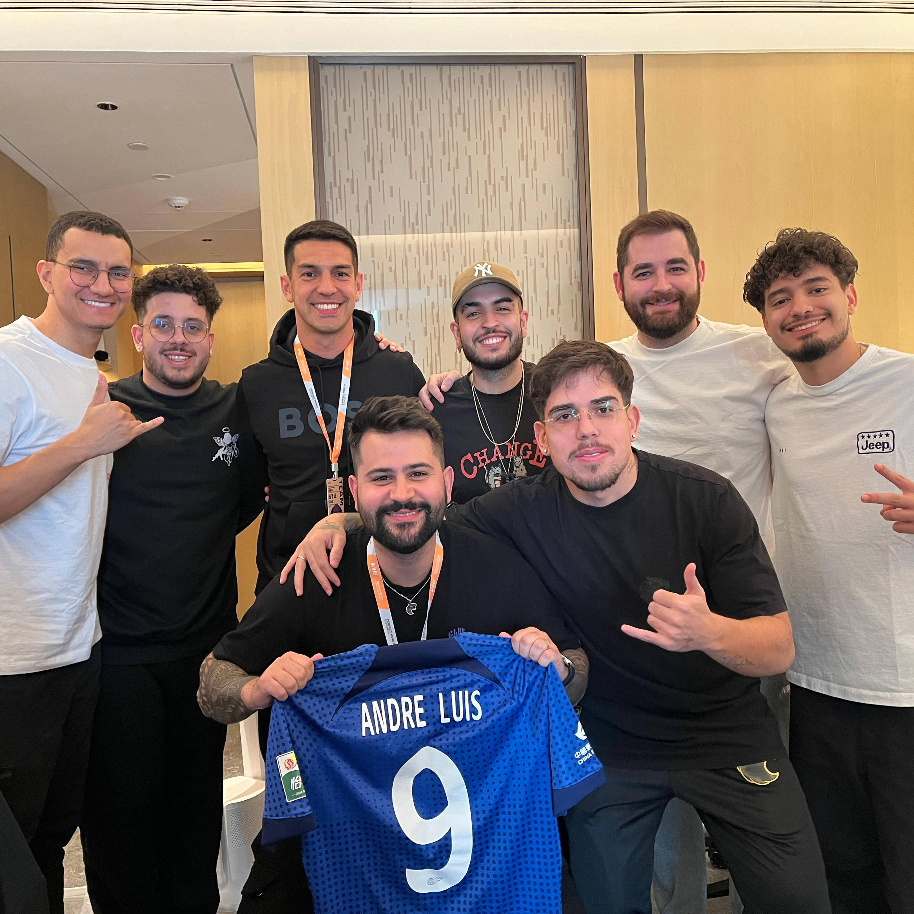 几内亚队在比赛中取得重要胜利的简单介绍 几内亚队在比赛中取得重要胜利的简单介绍