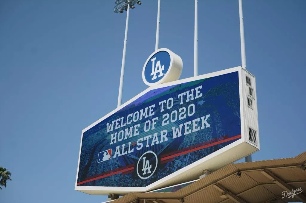 包含棒球赛程公布，焦点大战一触即发的词条