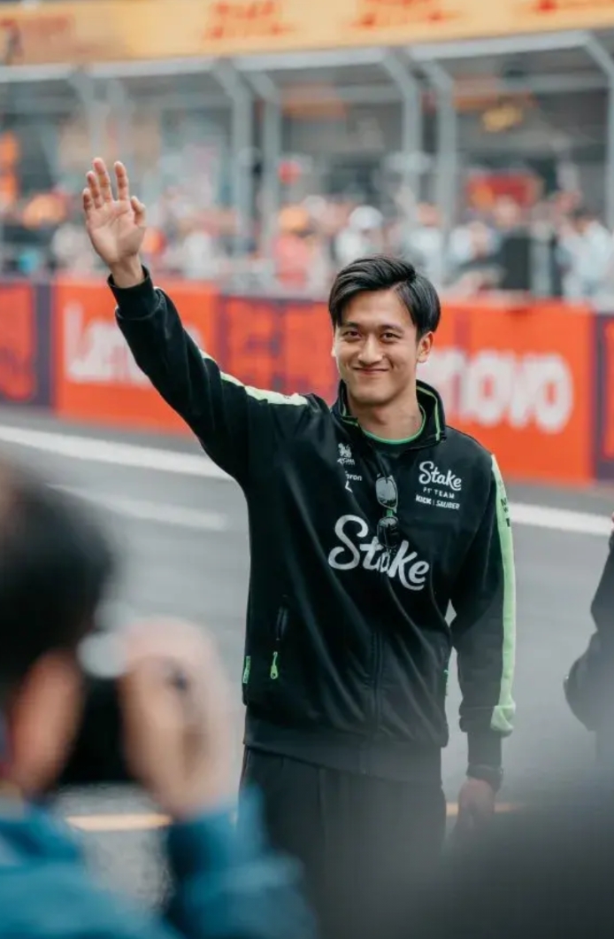 红牛车队翻盘红牛二队，周冠宇高光表现