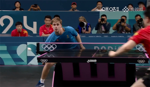 英格兰队绝杀瑞典队,马龙高光表现 英格兰队绝杀瑞典队,马龙高光表现